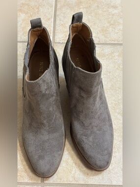 Nine West Taupe Suede Pointed Toe Ankle Booties
